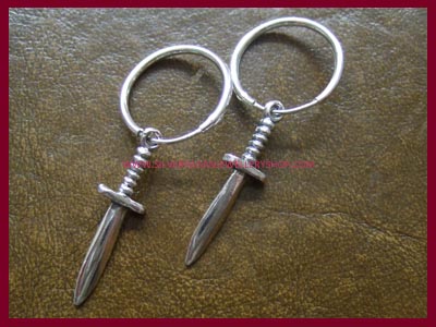 Dagger Hoops - Click Image to Close
