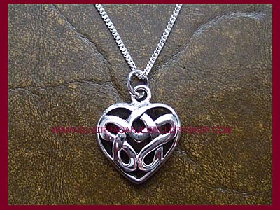 Celtic Heart Pendant Necklace - Click Image to Close