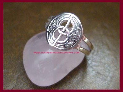 Chalice Well Ring - Click Image to Close