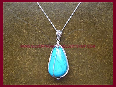 Turquoise Pendant Necklace - Click Image to Close