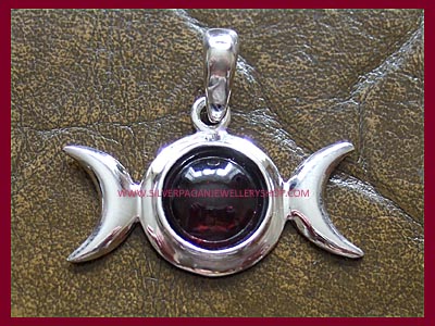 Garnet Triple Moon Pendant - Click Image to Close