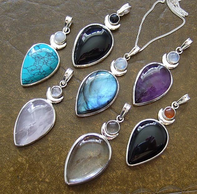 High Priestess Pendant Necklace with Labradorite & Rainbow Moonstone Gemstones