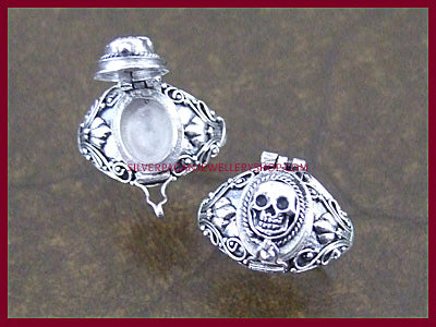 Skull Poison Locket Ring